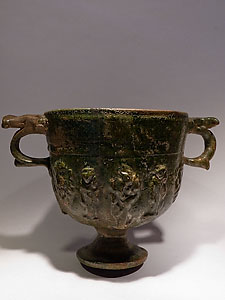Skyphos on foot - Lead-glazed terracotta
