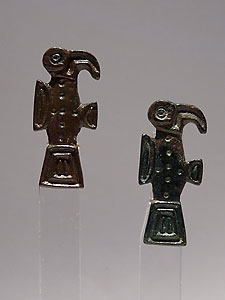 Pair of Merovingian eagle fibulae - Bronze