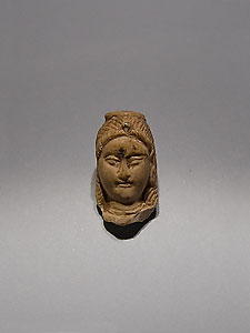 Kushan female head - Ivory
