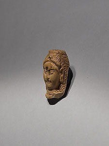 Kushan female head - Ivory