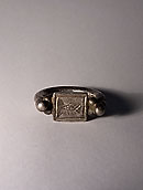 Bague byzantine au chaton gravé d’un poisson - Argent