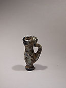 Vase miniature muni d’une anse - Pâte de verre bleu foncé avec irisation