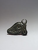 Pendentif scythe en forme de feuille (?) - Bronze