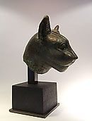 Tête de chat portant un scarabée sur le front - Bronze