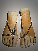 Paire de pieds de momie - Stuc