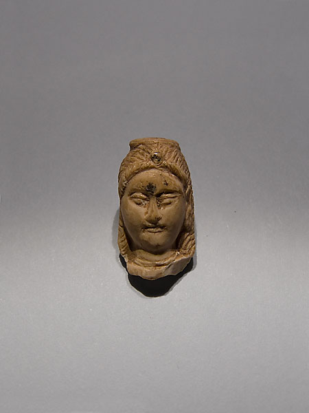 Kushan female head - Ivory